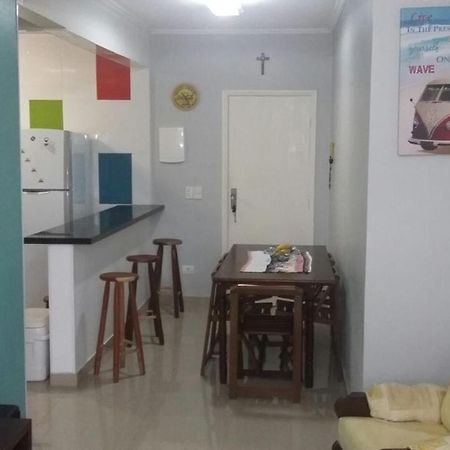 Apto na Enseada-Guarujá, a 150 metros da praia Esterno foto