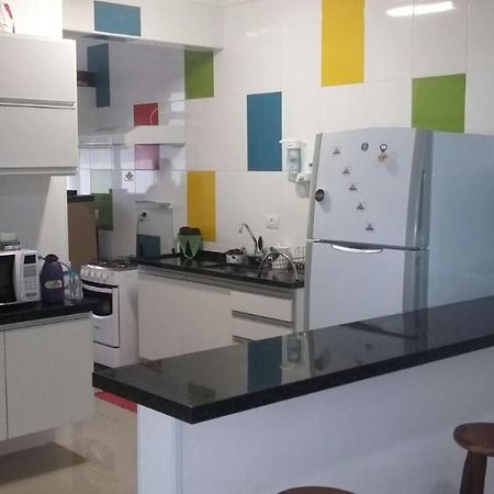 Apto na Enseada-Guarujá, a 150 metros da praia Esterno foto
