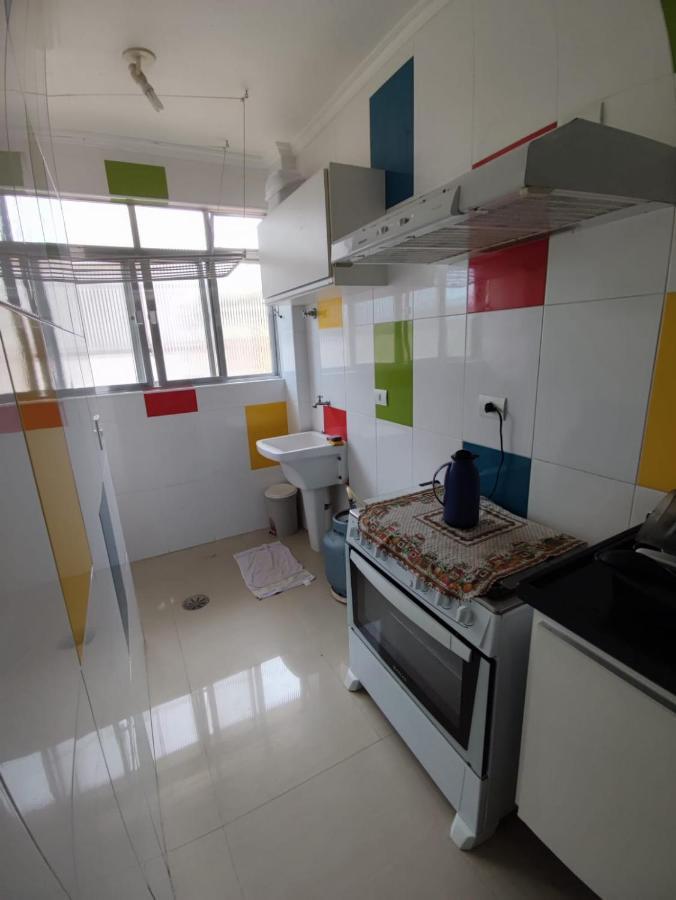 Apto na Enseada-Guarujá, a 150 metros da praia Esterno foto